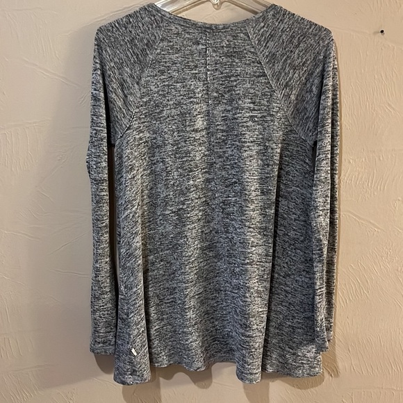 Hollister Heather Gray Swing Top Dolman Sleeves size L - Picture 3 of 11